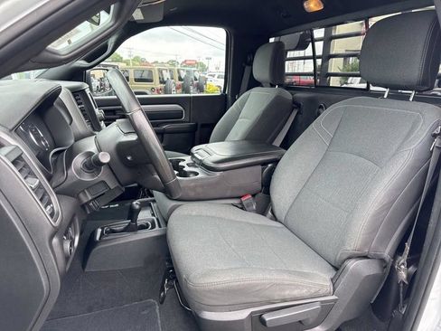 Used 2022 RAM 2500 Tradesman AWD/4WD image 23