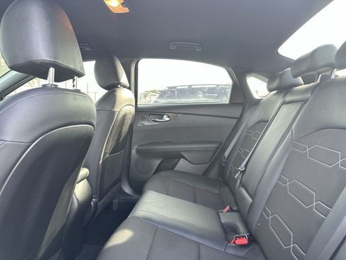 Certified 2023 Kia Forte GT-Line FWD image 22