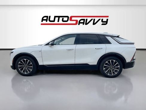 Used 2025 Cadillac Lyriq Sport RWD image 4