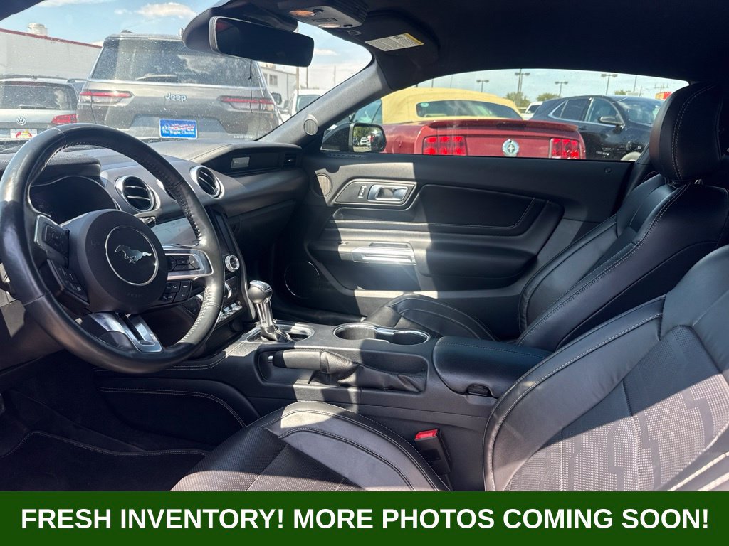 Used 2021 Ford Mustang GT Premium w/ Equipment Group 401A RWD image 8