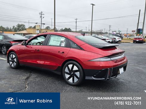 New 2025 Hyundai Ioniq 6 SE image 9