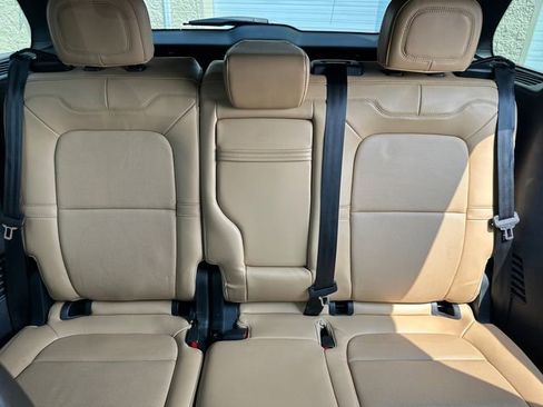 Used 2022 Lincoln Corsair Reserve w/ Elements Package image 35