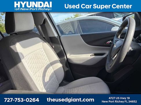 Used 2019 Chevrolet Equinox LT image 8