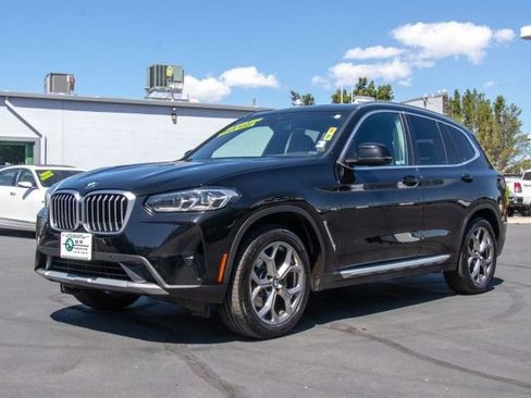 Used 2023 BMW X3 xDrive30i image 3