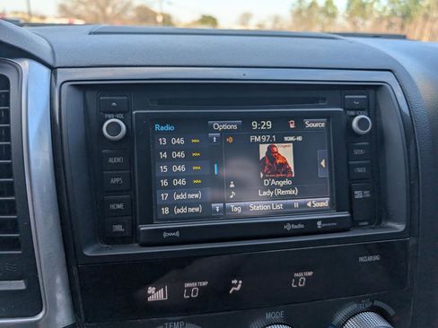 Used 2019 Toyota Sequoia Platinum image 18