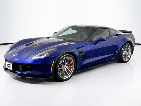 Used 2019 Chevrolet Corvette Grand Sport RWD image 6