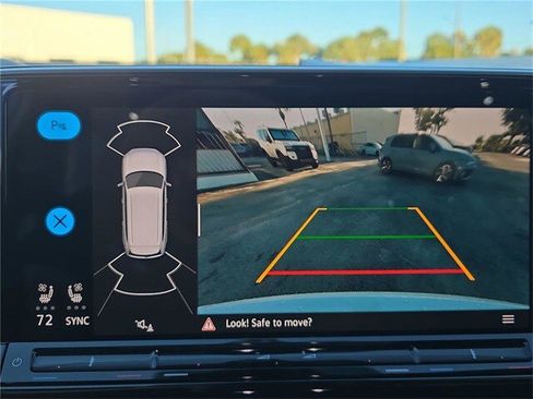 New 2026 Volkswagen Atlas SE image 19