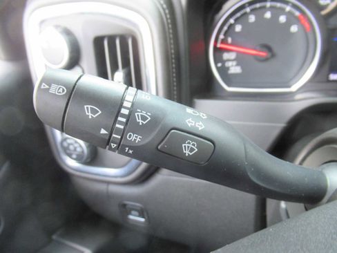 Used 2021 Chevrolet Silverado 1500 LTZ w/ LTZ Premium Package image 33