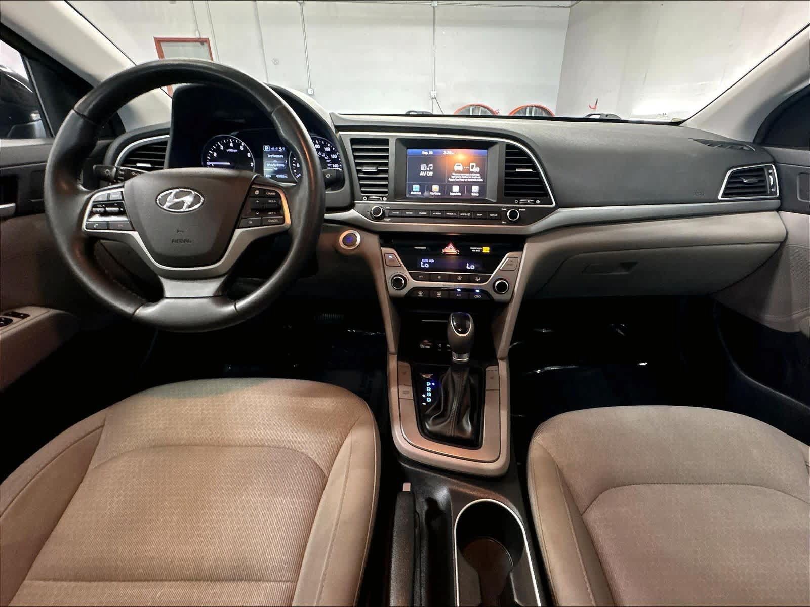 Used 2017 Hyundai Elantra SE w/ SE A/T Tech Package 03 FWD image 16