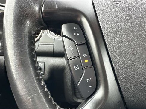 Used 2016 Buick Enclave Leather image 13