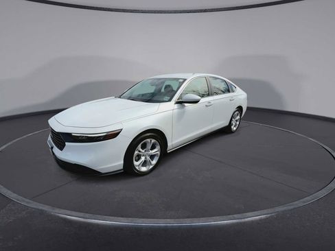 Used 2024 Honda Accord LX image 4