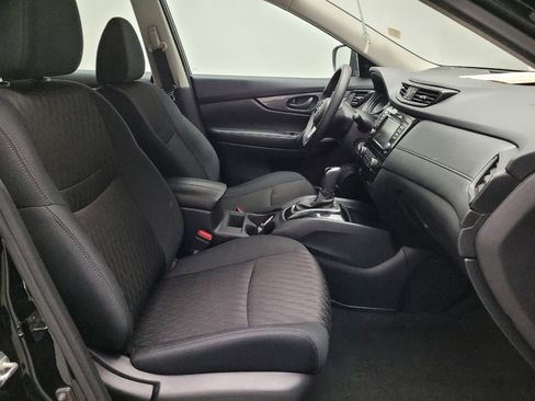 Used 2020 Nissan Rogue S image 21