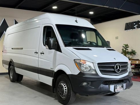 Used 2014 Mercedes-Benz Sprinter 3500 image 3