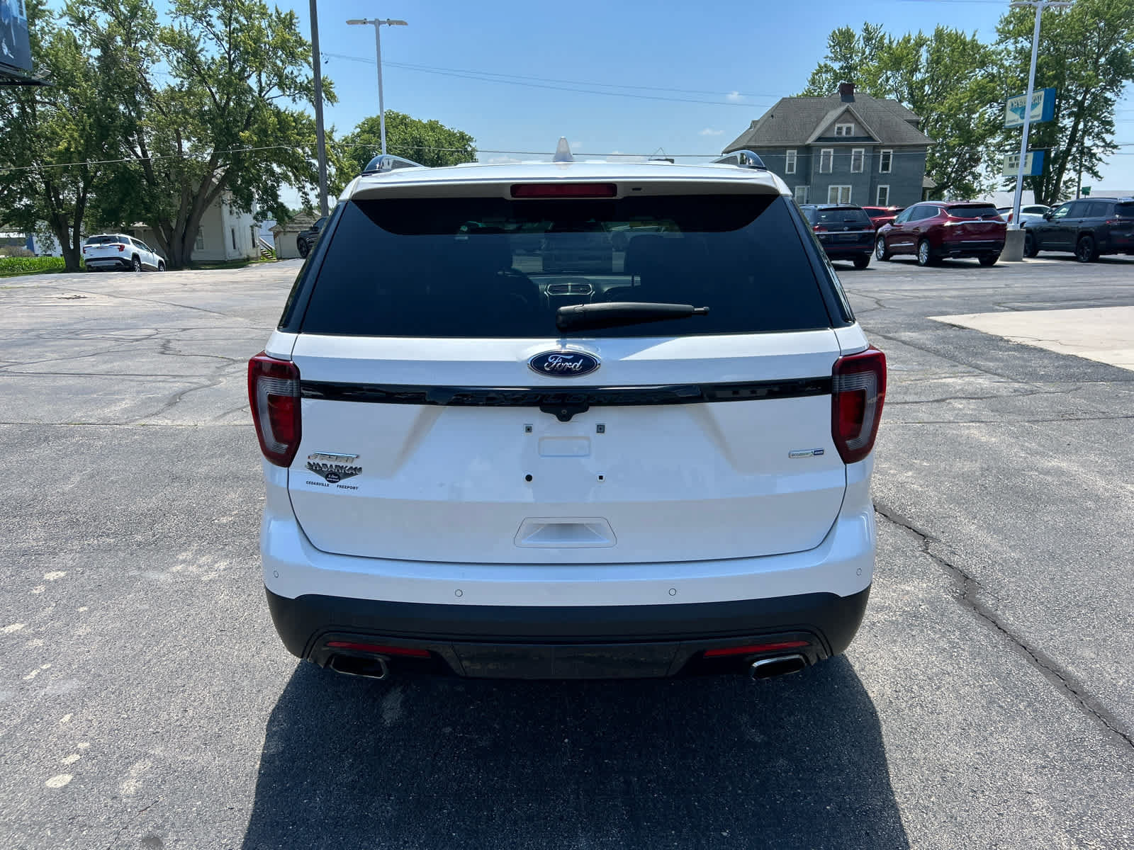 Used 2016 Ford Explorer Sport w/ Equipment Group 401A AWD/4WD image 6