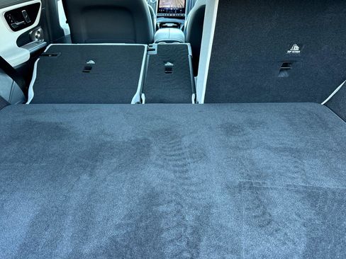 Used 2026 Mercedes-Benz GLC 350e 4MATIC image 14