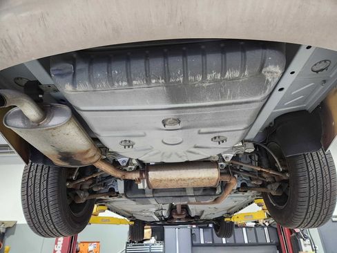 Used 1998 Chrysler Concorde LX image 11