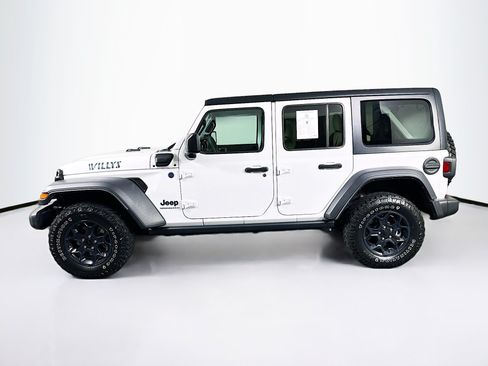 Used 2023 Jeep Wrangler Unlimited w/ Convenience Group AWD/4WD image 4