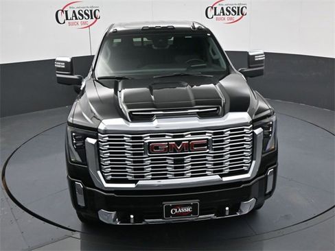 Used 2024 GMC Sierra 2500 Denali w/ Denali Reserve Package image 19