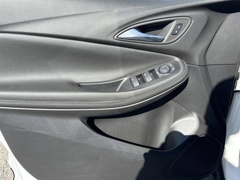 Used 2023 Buick Encore GX Preferred w/ Cold Weather Comfort Package image 7