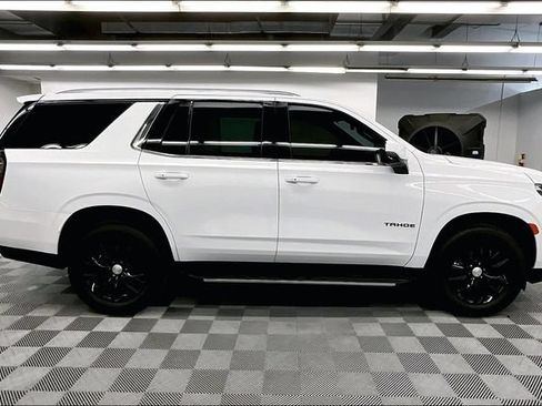 Used 2023 Chevrolet Tahoe LT w/ Luxury Package AWD/4WD image 15