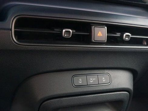 New 2025 Volkswagen ID. Buzz Pro S RWD image 16