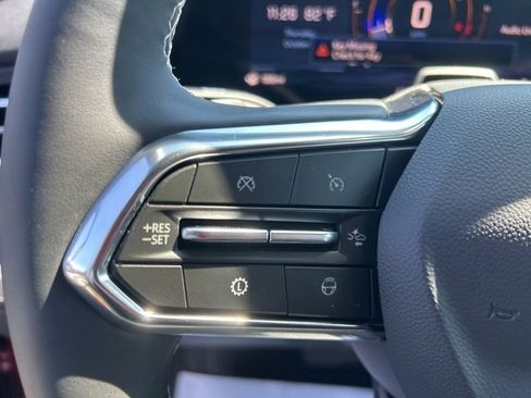 New 2026 Chevrolet Traverse LT w/ Enhanced Driving Package image 18