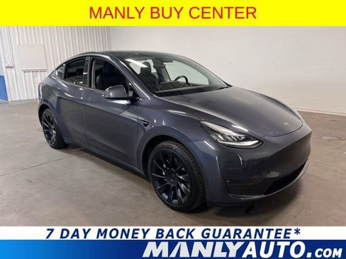 Used 2021 Tesla Model Y Long Range image 1