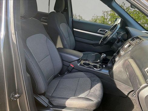 Used 2014 Buick Enclave Leather AWD/4WD image 29