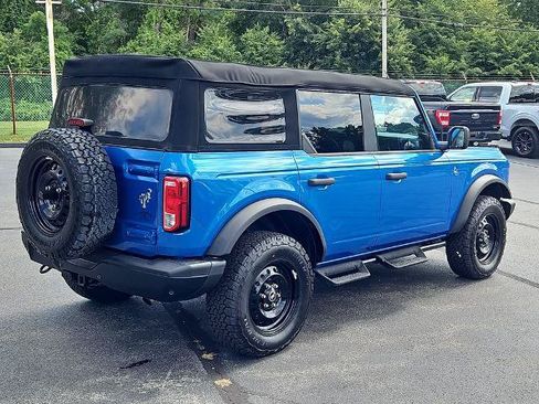 Certified 2023 Ford Bronco Black Diamond AWD/4WD image 3