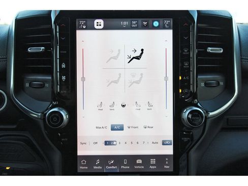 Used 2026 RAM 2500 Laramie AWD/4WD image 19