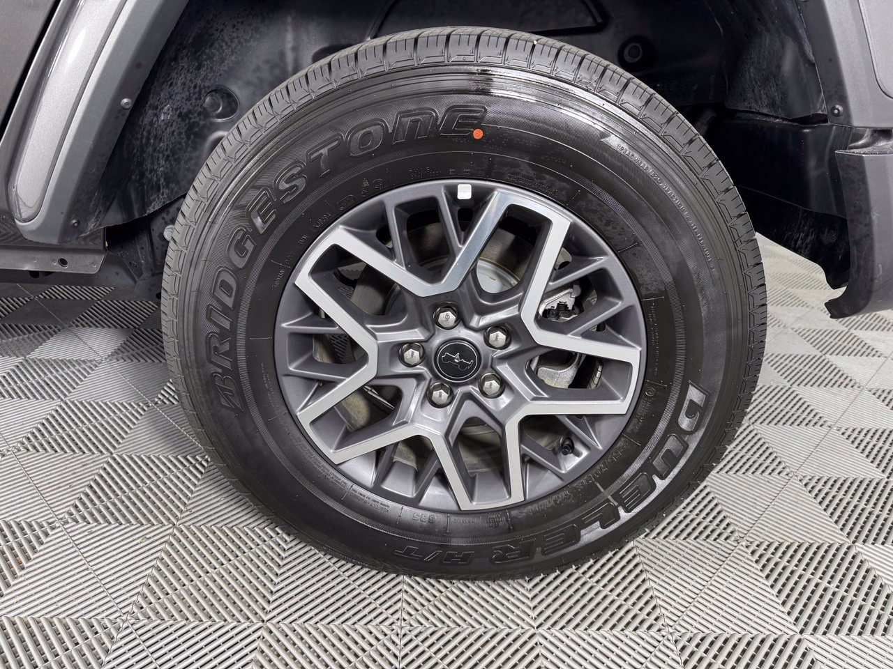 Used 2026 Jeep Wrangler Unlimited Sahara AWD/4WD image 37