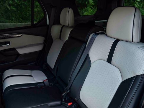 Certified 2026 Honda Passport TrailSport Elite image 19