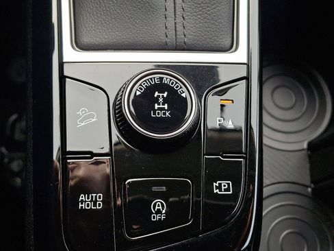 Used 2025 Kia Sportage EX image 21