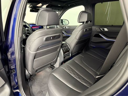 Used 2024 BMW X5 M60i AWD/4WD image 13