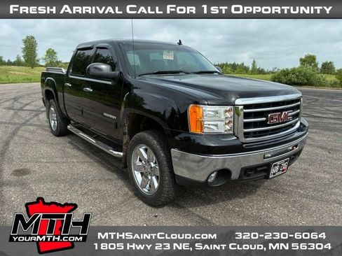 Used 2012 GMC Sierra 1500 SLT w/ SLT Convenience Package AWD/4WD image 2