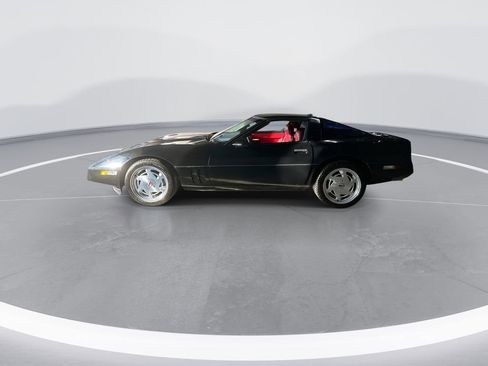 Used 1988 Chevrolet Corvette Coupe image 5