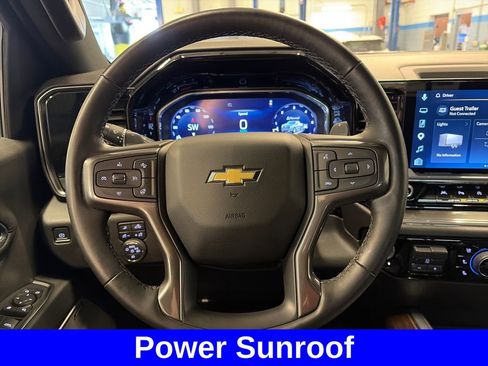 Used 2023 Chevrolet Silverado 1500 High Country w/ High Country Premium Package AWD/4WD image 29