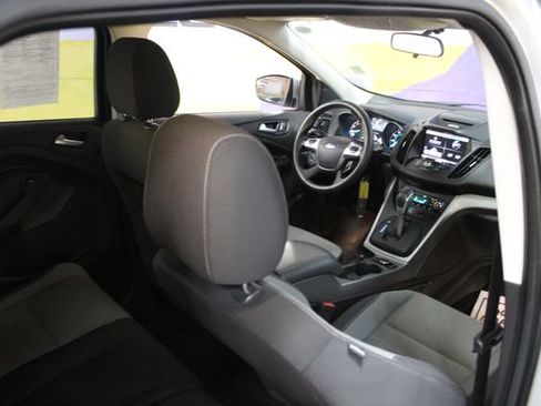 Used 2014 Ford Escape SE w/ Equipment Group 201A FWD image 10