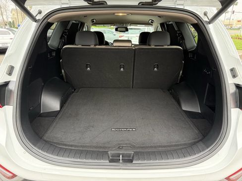 Used 2019 Hyundai Santa Fe SEL image 19