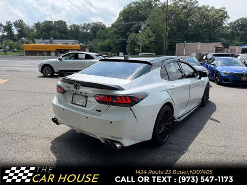 Used 2021 Toyota Camry XSE w/ Navigation Package FWD image 7