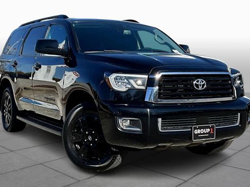 Used 2019 Toyota Sequoia TRD Sport image 2