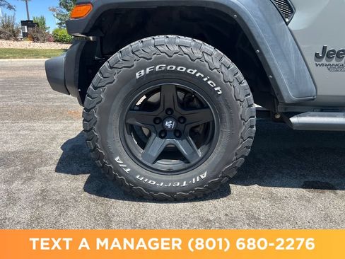 Used 2021 Jeep Wrangler Unlimited Sport AWD/4WD image 25