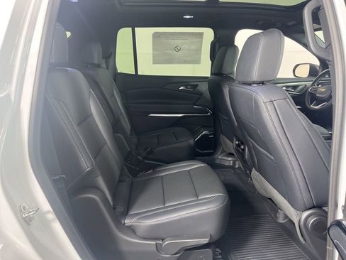 New 2026 Chevrolet Traverse LT FWD image 10