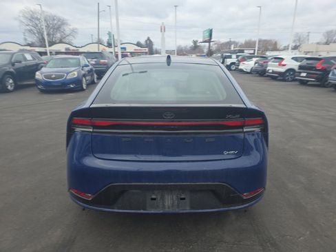 Used 2024 Toyota Prius XLE image 7