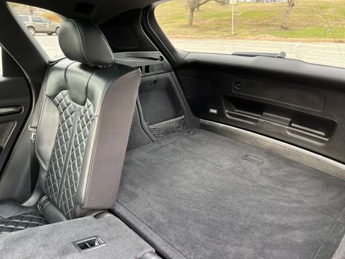 Used 2019 Audi SQ5 Premium Plus w/ Premium Plus Package image 26