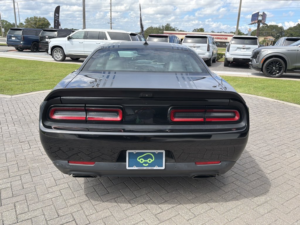 Used 2022 Dodge Challenger R/T Scat Pack w/ Shaker Package RWD image 5