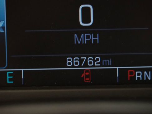 Used 2018 Chevrolet Suburban LT AWD/4WD image 9
