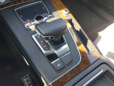 Used 2018 Audi Q5 2.0T Premium Plus image 29