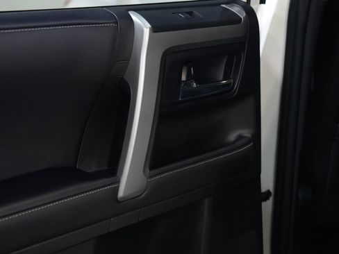 Used 2022 Toyota 4Runner SR5 Premium w/ 4Runner Black Package (TMS) image 26