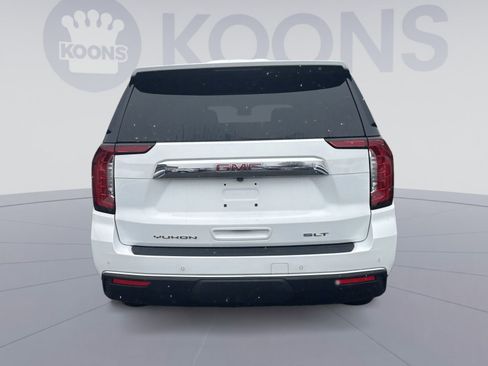 Used 2024 GMC Yukon XL SLT w/ SLT Luxury Package image 5